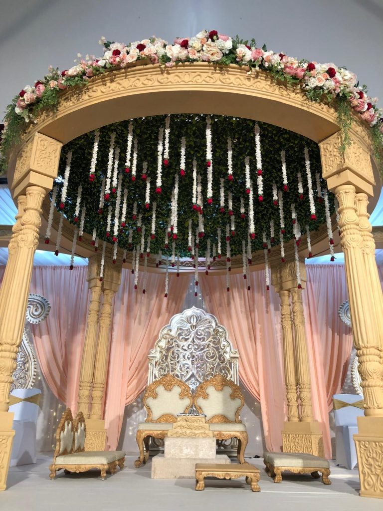 Mehrab Round Mandap