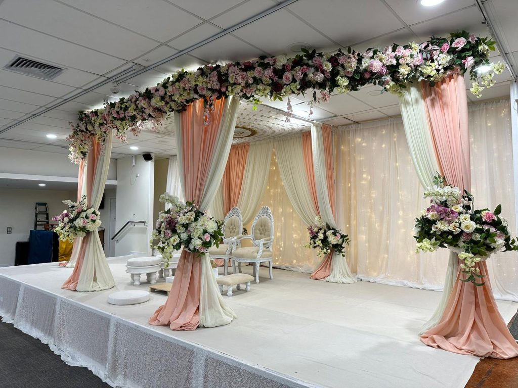 Pushup flowers Mandap